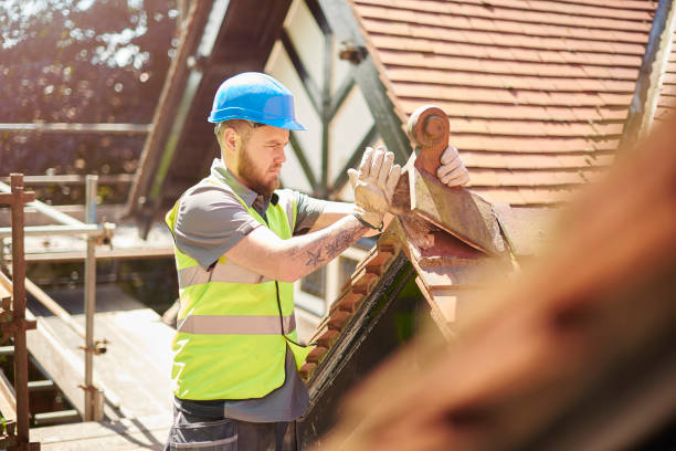 Best Roof Leak Repair  in Saginaw, TX